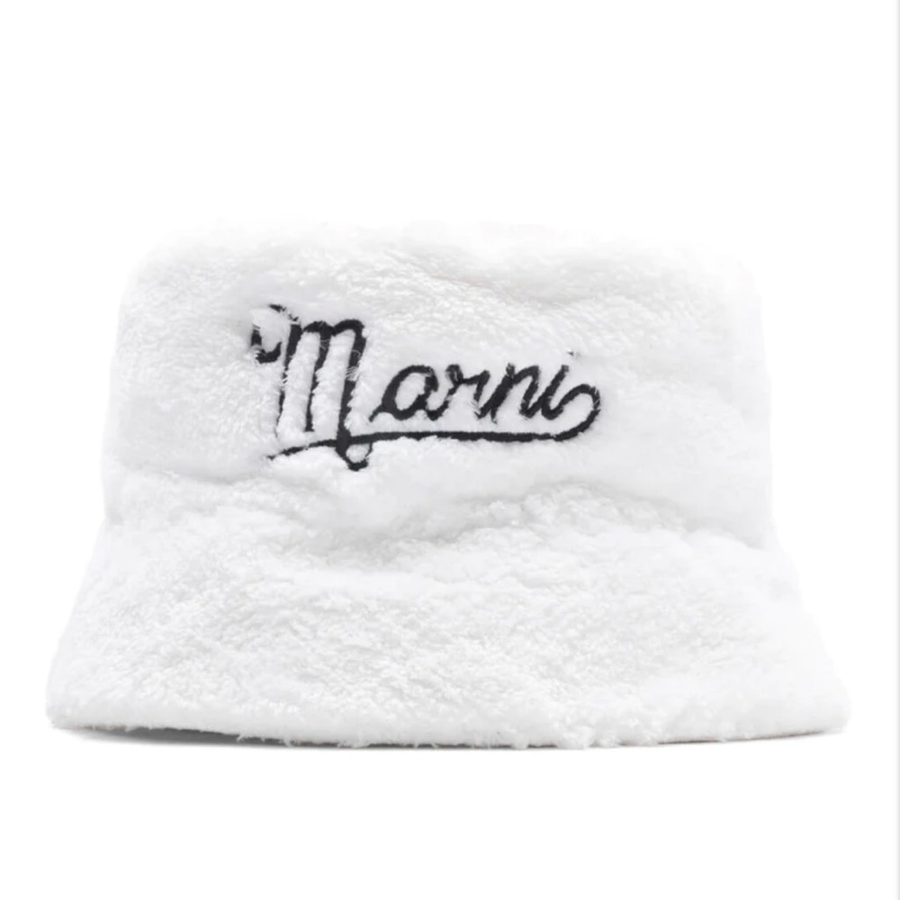 TERRY BUCKET HAT - LILY WHITE
